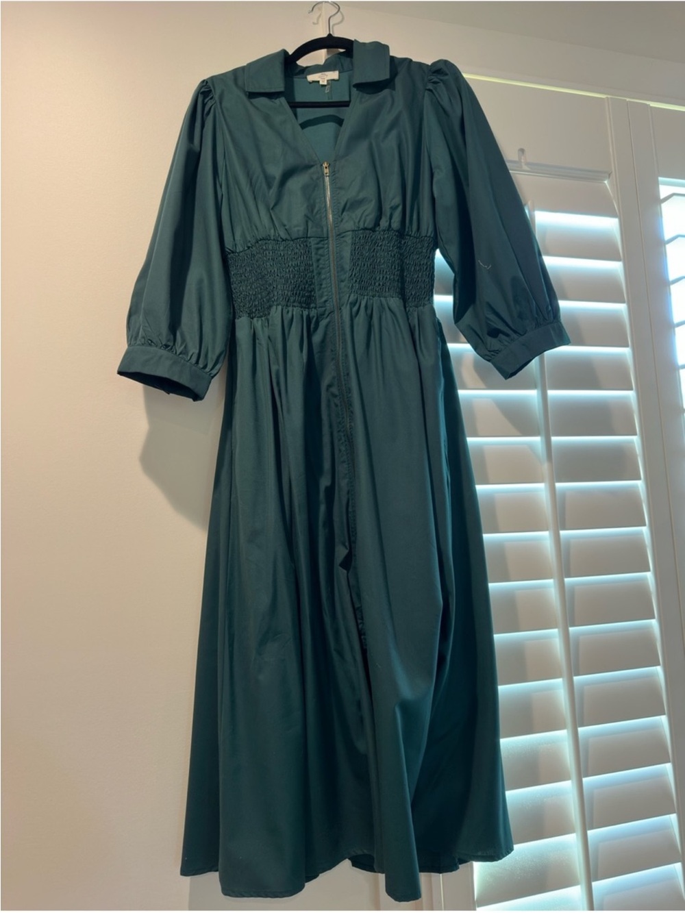 Entro Midi zip Dress medium in green Smocked Waist